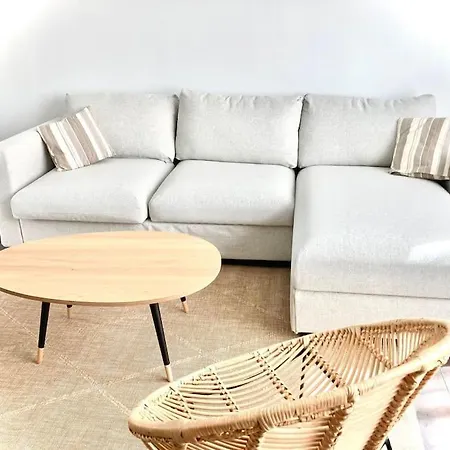 Maison Bord De Avec Terrasse - Riva Bella